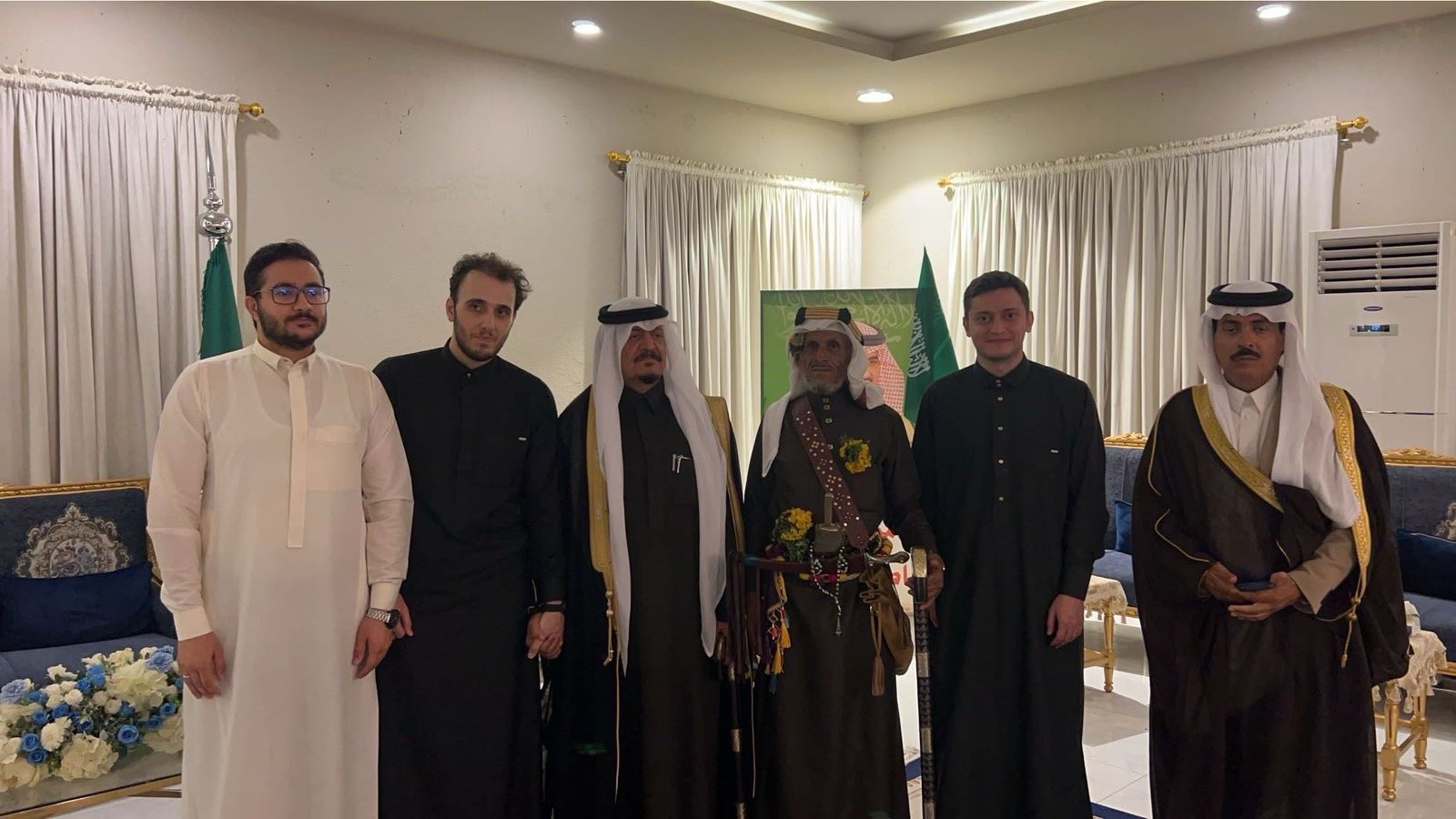 Formal reception with Saudi flag